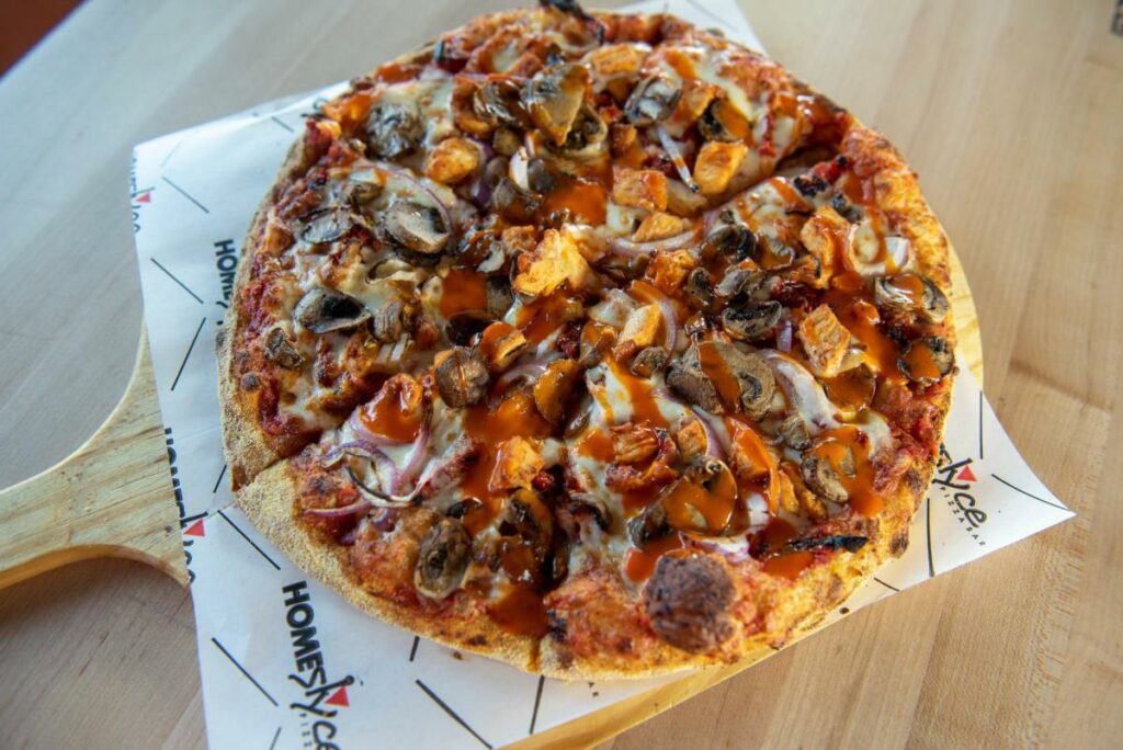 buffalo chicken pizza